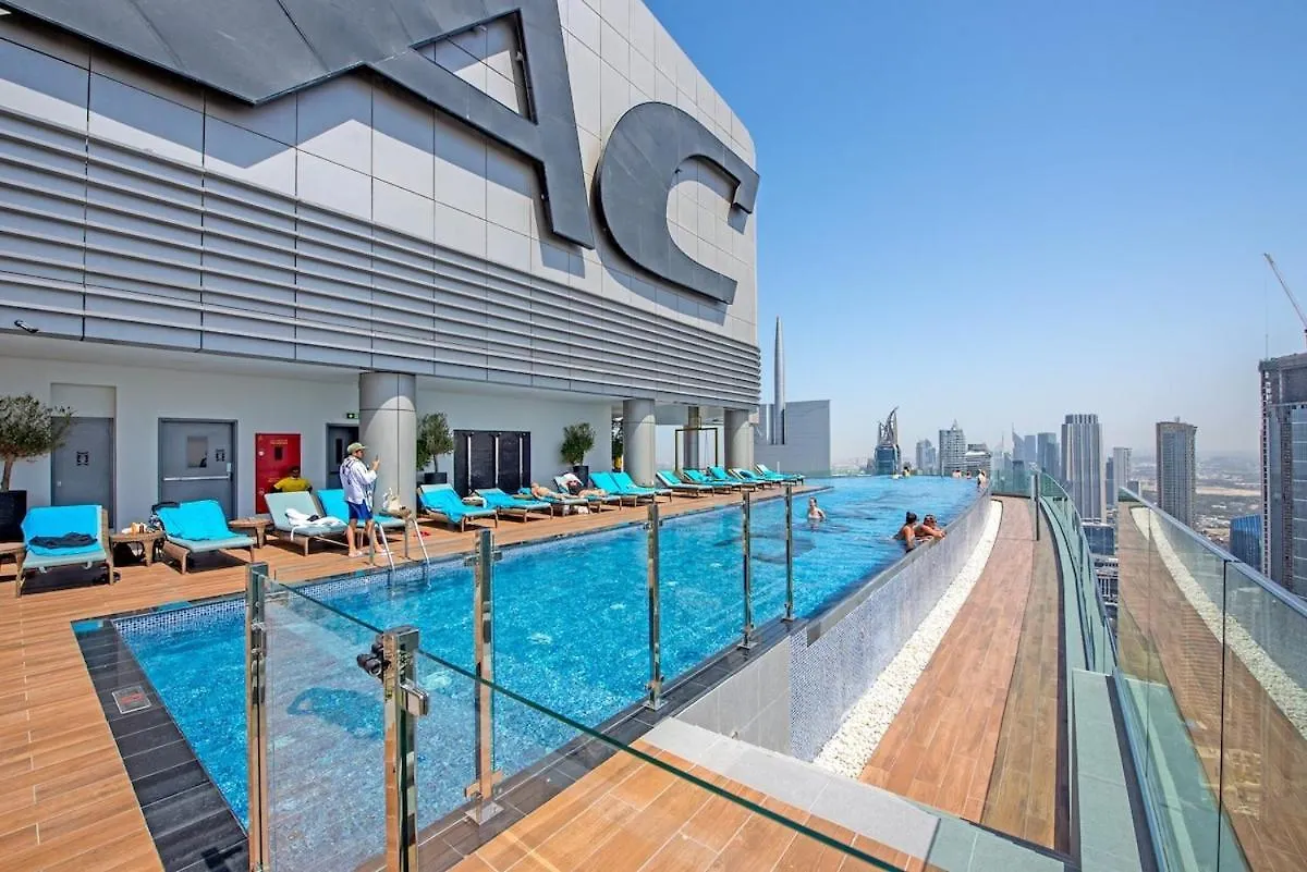 Prestigious 2-Bedroom Apartment With Easy City Access In Business Bay Dubai United Arab Emirates