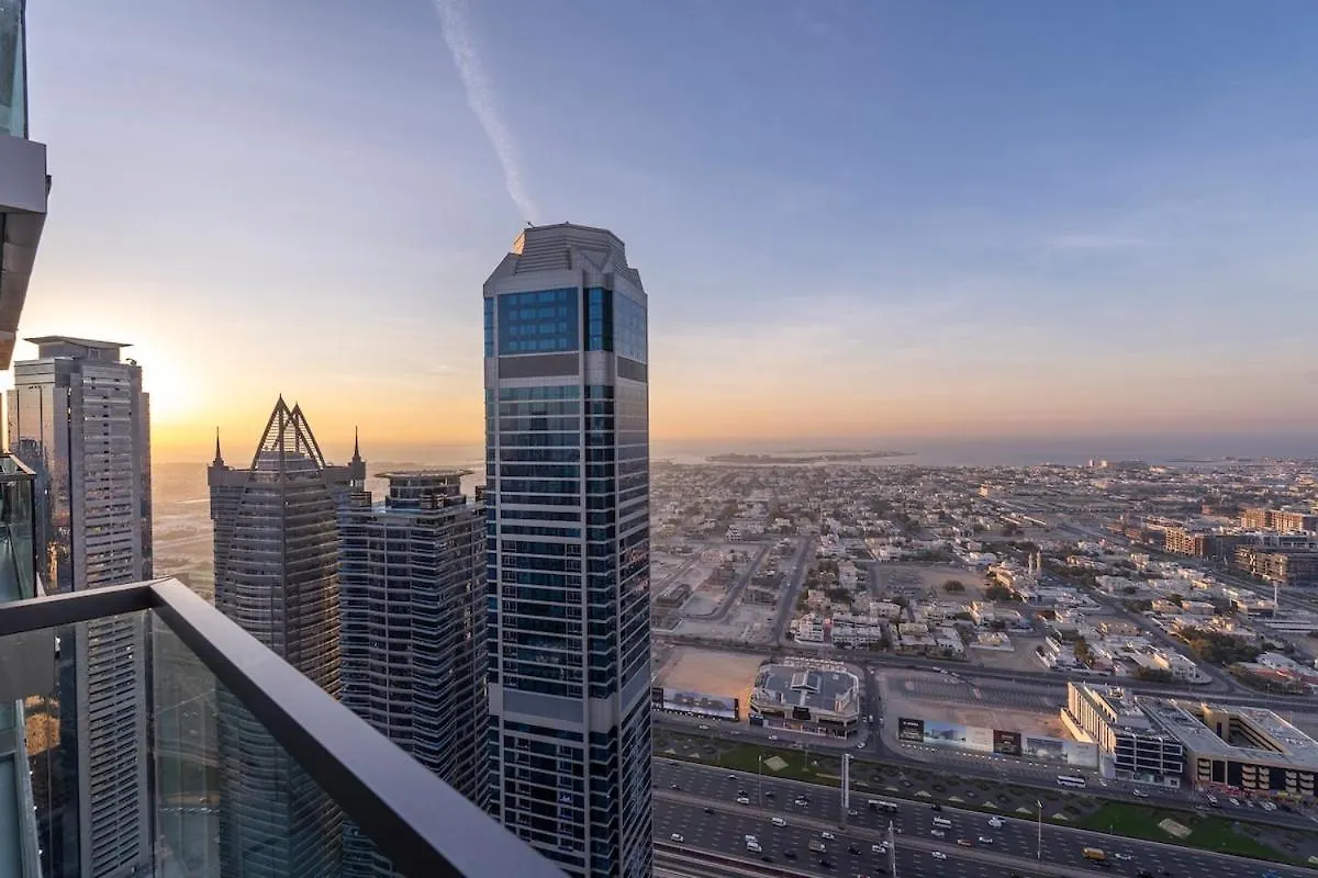 Prestigious 2-Bedroom Apartment With Easy City Access In Business Bay Dubai