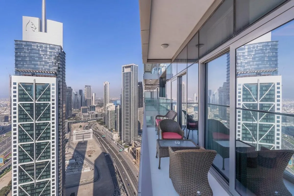 Prestigious 2-Bedroom Apartment With Easy City Access In Business Bay Dubai