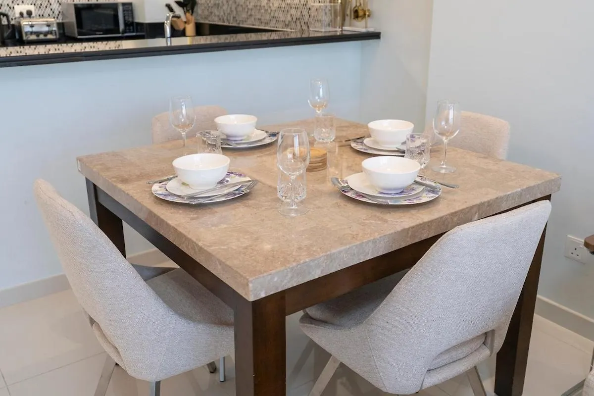 Prestigious 2-Bedroom Apartment With Easy City Access In Business Bay Dubai