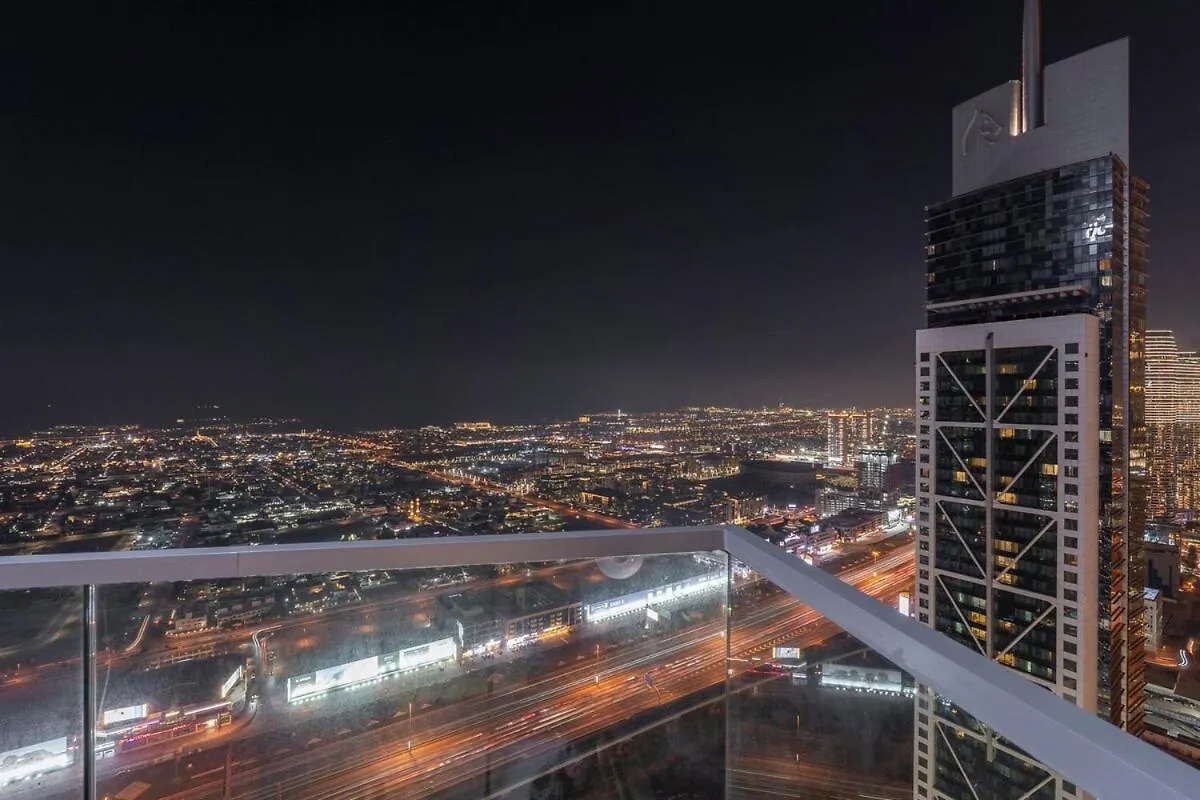 Prestigious 2-Bedroom Apartment With Easy City Access In Business Bay Dubai