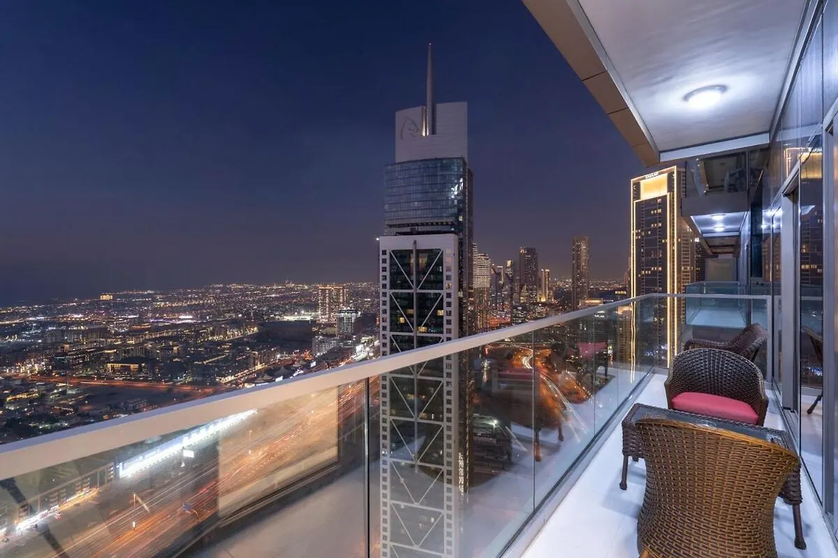 Prestigious 2-Bedroom Apartment With Easy City Access In Business Bay Dubai United Arab Emirates