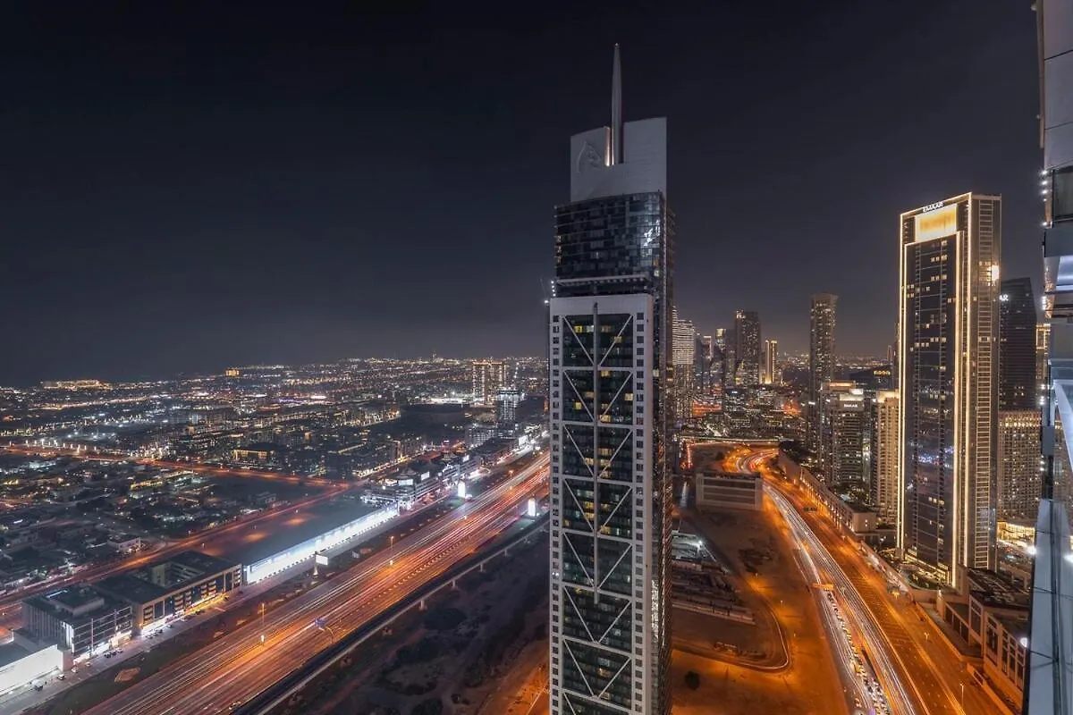 Prestigious 2-Bedroom Apartment With Easy City Access In Business Bay Dubai
