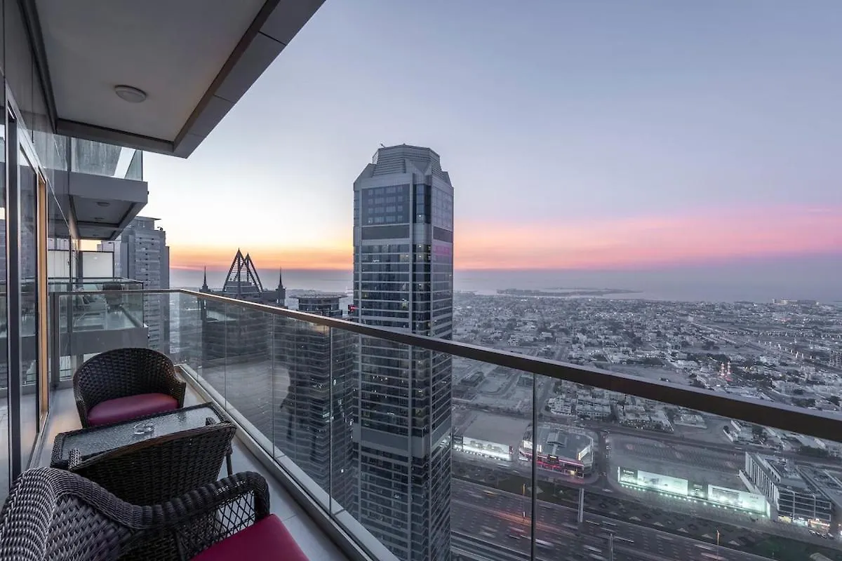 Prestigious 2-Bedroom Apartment With Easy City Access In Business Bay Dubai United Arab Emirates