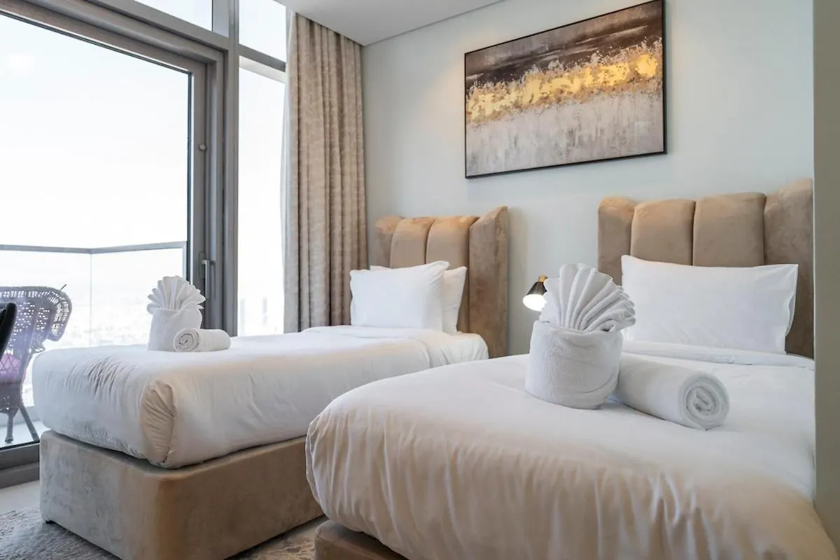 Prestigious 2-Bedroom Apartment With Easy City Access In Business Bay Dubai 0*,  United Arab Emirates